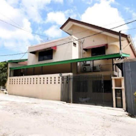 Safina Inn Syariah Sekupang Batam Extérieur photo