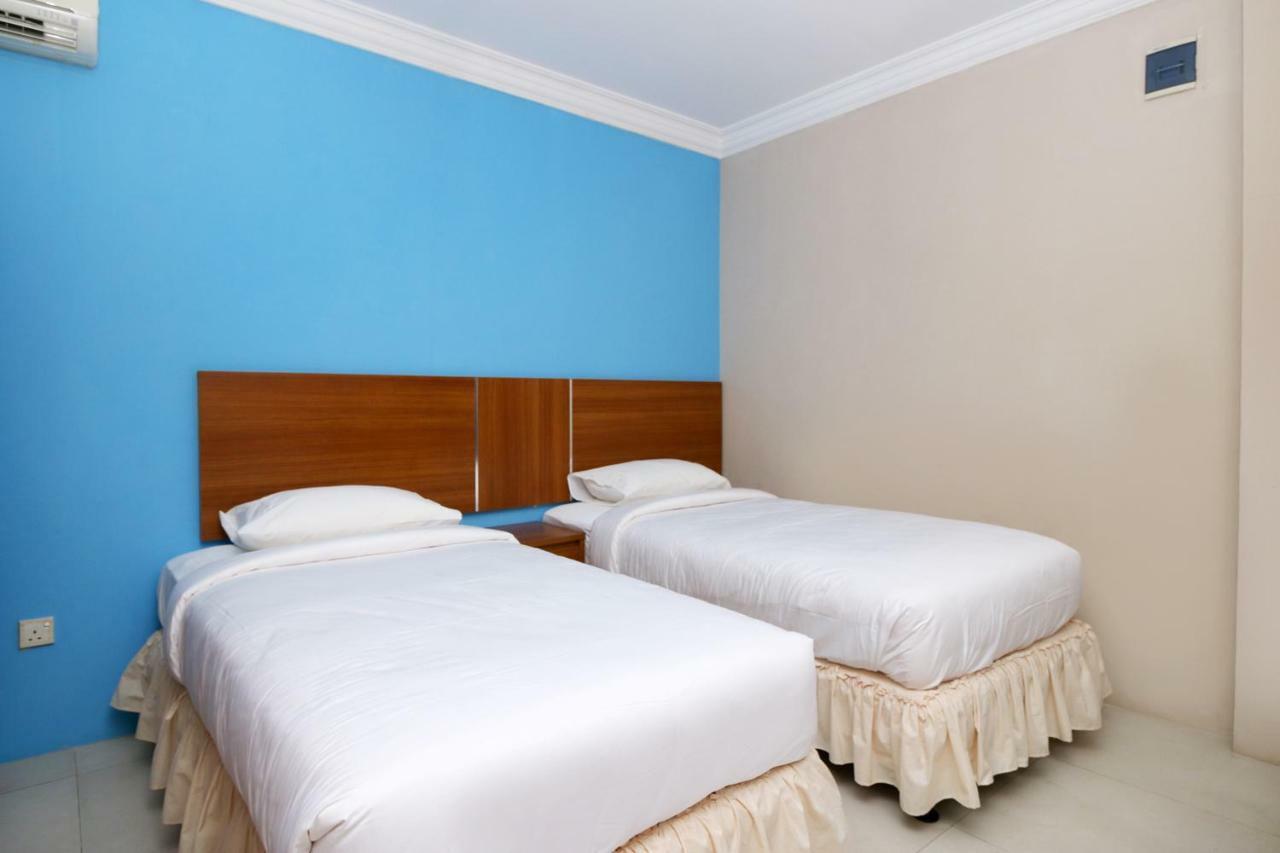 Safina Inn Syariah Sekupang Batam Extérieur photo