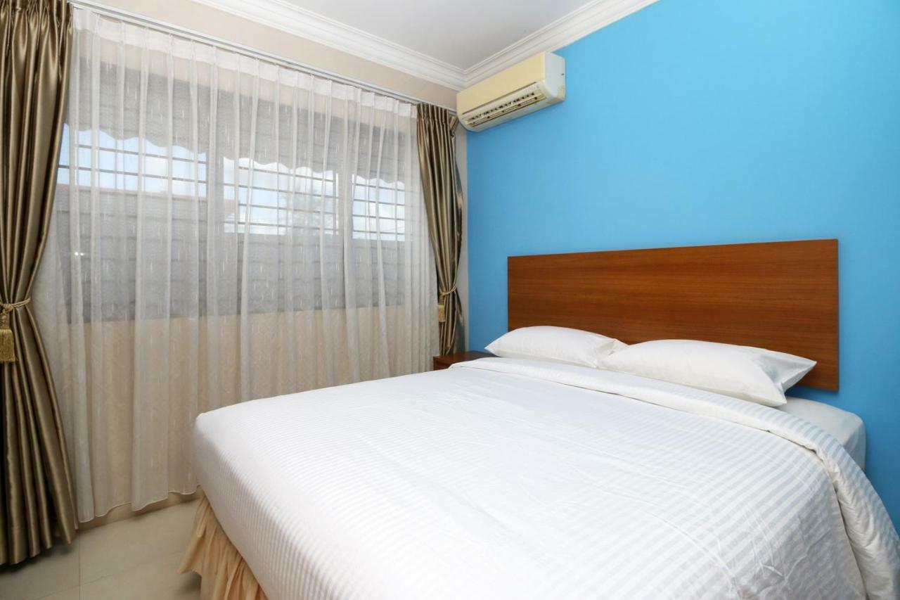Safina Inn Syariah Sekupang Batam Extérieur photo