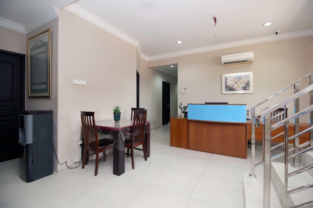 Safina Inn Syariah Sekupang Batam Extérieur photo