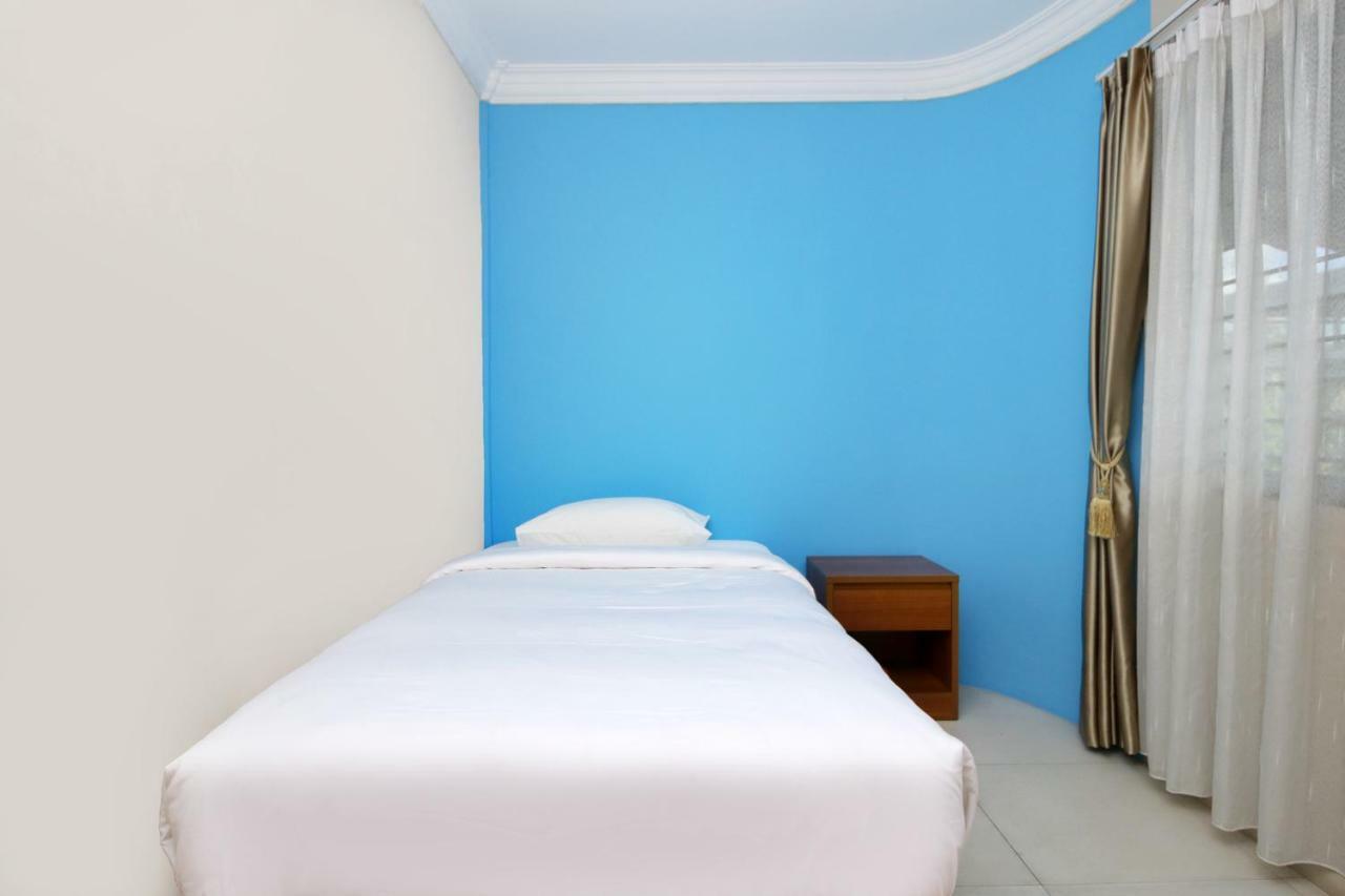 Safina Inn Syariah Sekupang Batam Extérieur photo